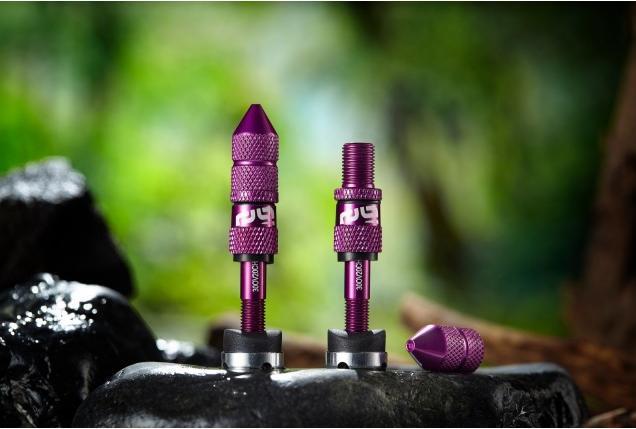 Actual product image e*13 Quick Fill Tubeless Schrader Valves, 23-31mm Depth, 2 pcs., eggplant