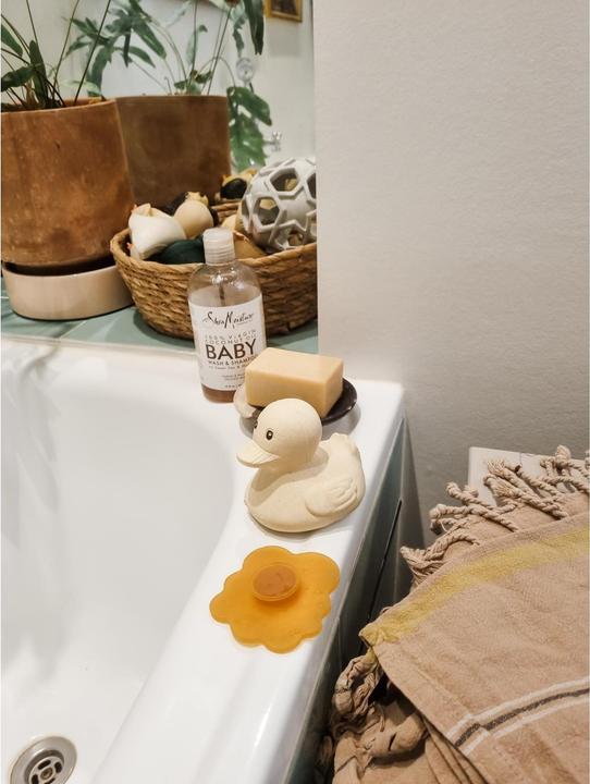 Actual product image Hevea Bath toy duck, sand