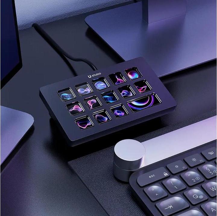 Actual product image Ulanzi D200H Stream Deck Smart Keyboard