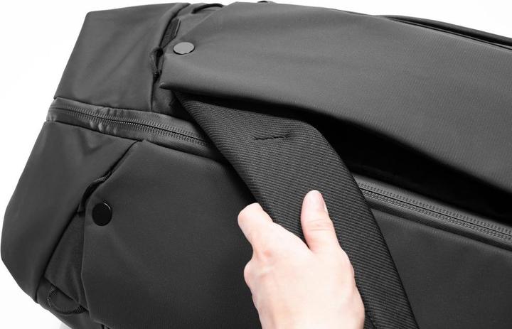 Actual product image Peak Design Travel Duffelpack 65L (45 l)