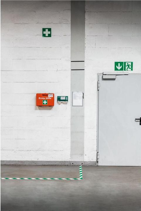 Produktbild Durable Bodenmarkierungsklebeband Duraline Strong 2 Colour