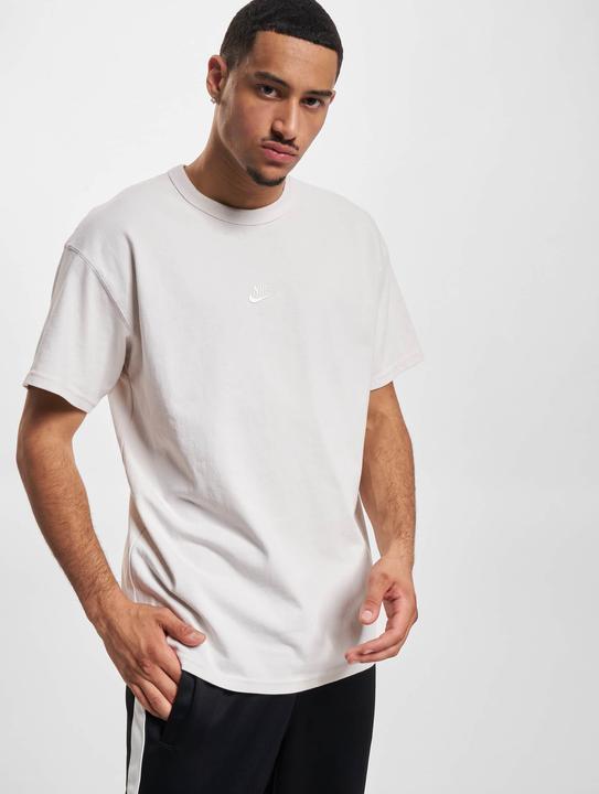 Actual product image Nike NSW Premium Essential T-Shirt - 84061 (S)