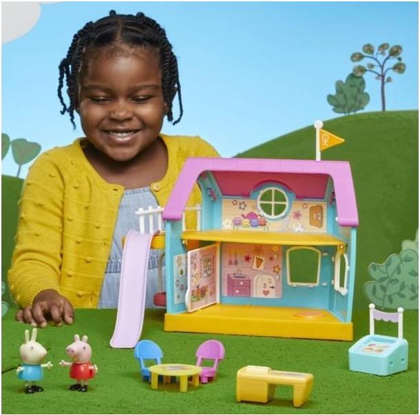 Actual product image Hasbro Peppa's Children's Clubhouse, preschool toy with sound effects, contains 2 figures and 7 acces