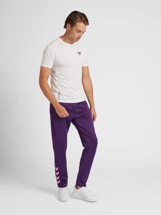 Actual product image hummel Core Xk Poly Pants (S)