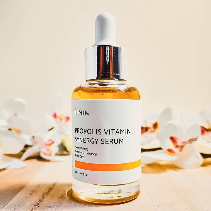 Produktbild iUNIK Propolis Vitamin Synergy Serum (50 ml)