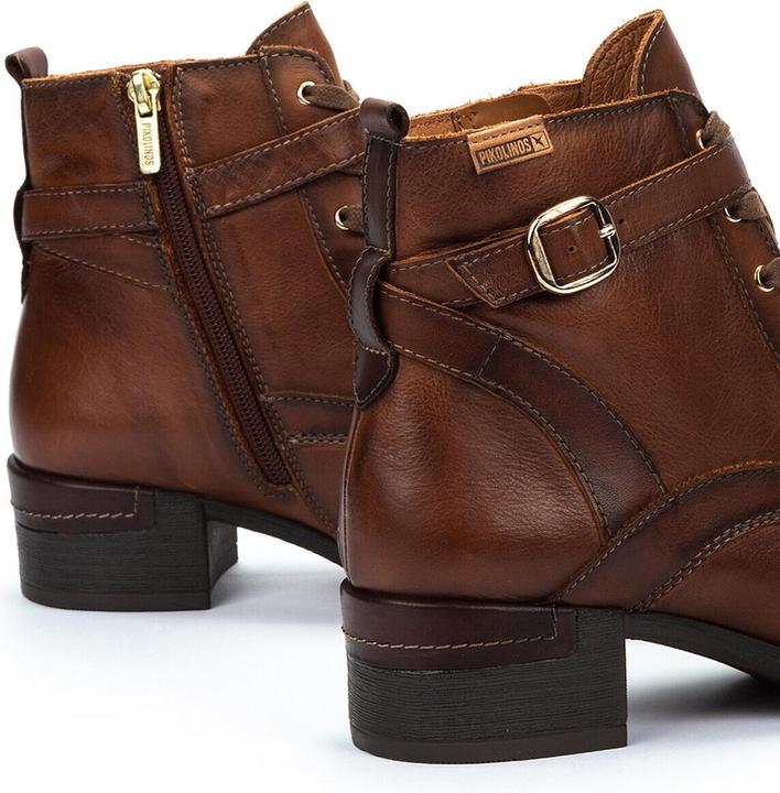 Actual product image Pikolinos Malaga (42)