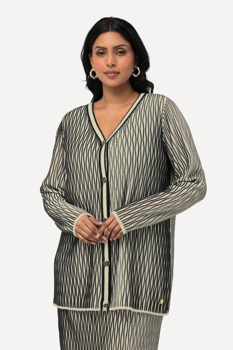Produktbild Ulla Popken Strickjacke, 3D Struktur, V-Ausschnitt, Langarm, Wollmix (58)
