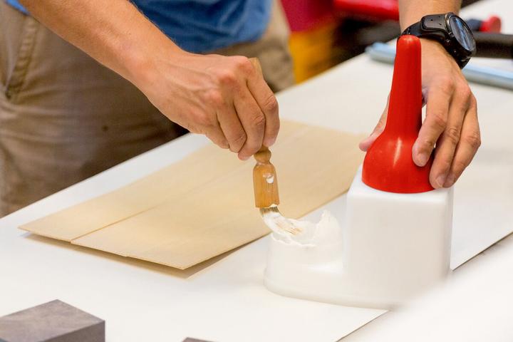 Actual product image Schwaiger TS-Boy glue-saving container