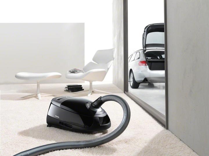 Produktbild Miele Complete C2 Black PowerLine