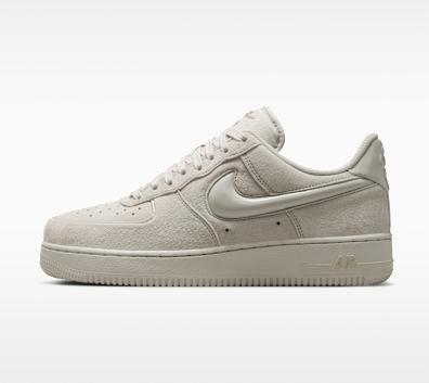 Actual product image Nike Women's Air Force 1 '07 Light Bone (37.5)