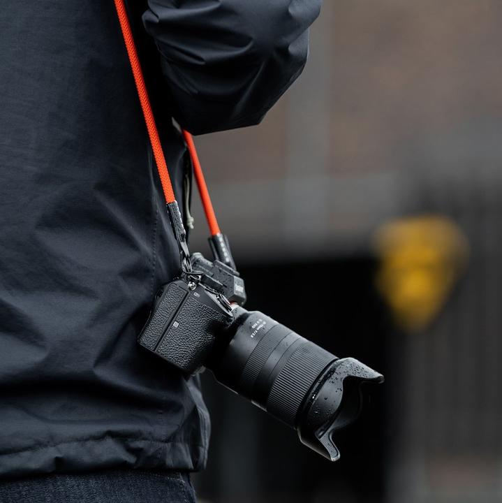 Image du produit Caruba Courroie d'appareil photo Climbing Rope Neckstrap rouge (Ceinture cervicale)