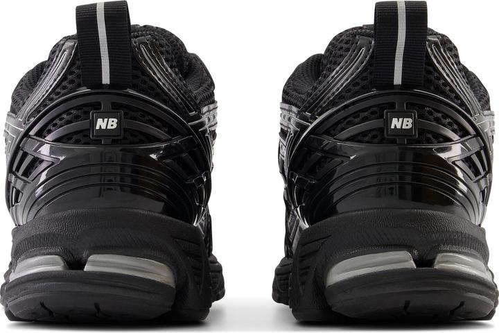 Image du produit New Balance M1906RCH (40)