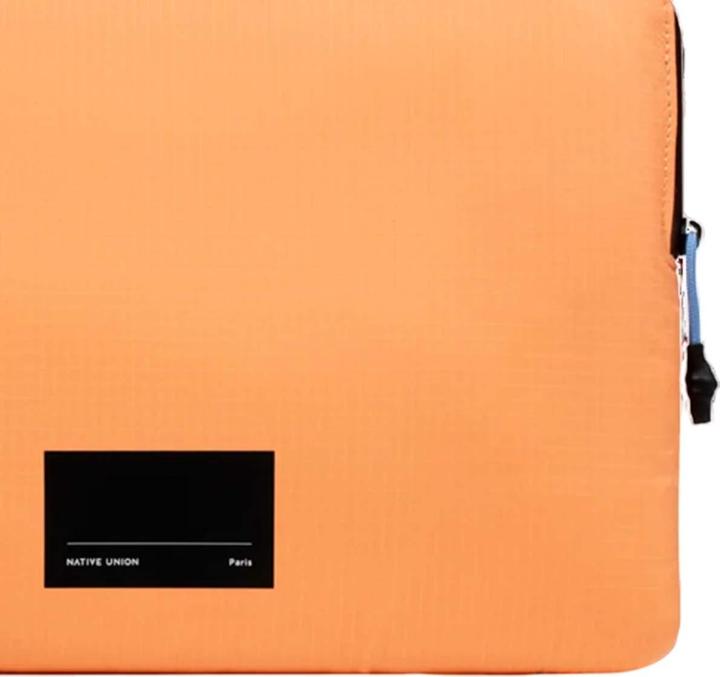Actual product image Native Union Ultralight sleeve case (13", Universal)