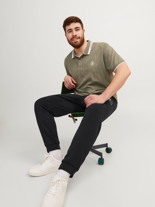 Produktbild Jack & Jones Plus Size Regular Fit Jogginghose Jogginghose (50)