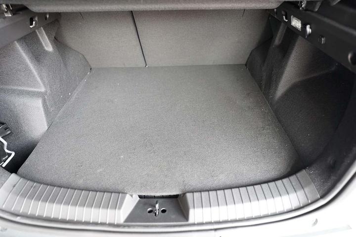 Actual product image Aristar Guardliner Boot Liner