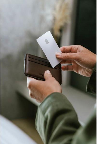 Actual product image Nomad Tracking Card Pro - Find My White (Apple)