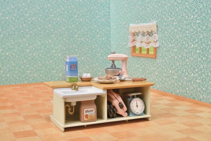 Actual product image Sylvanian Families Kitchen Island