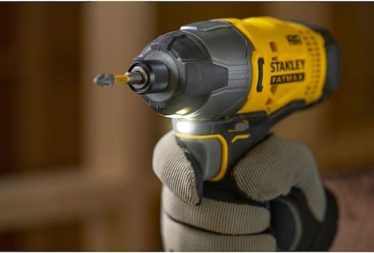 Immagine prodotto Stanley ST IMPACT Driver 18V - V20 165Nm 2x2.0Ah BOX SFMCF800C2