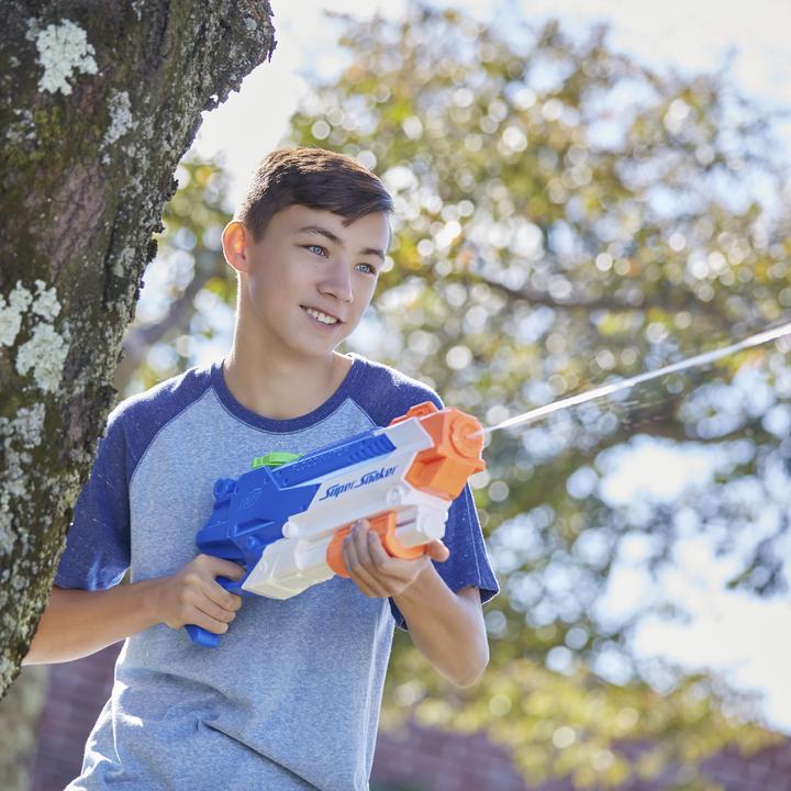 Produktbild Nerf Super Soaker Floodinator (Tank Integriert)