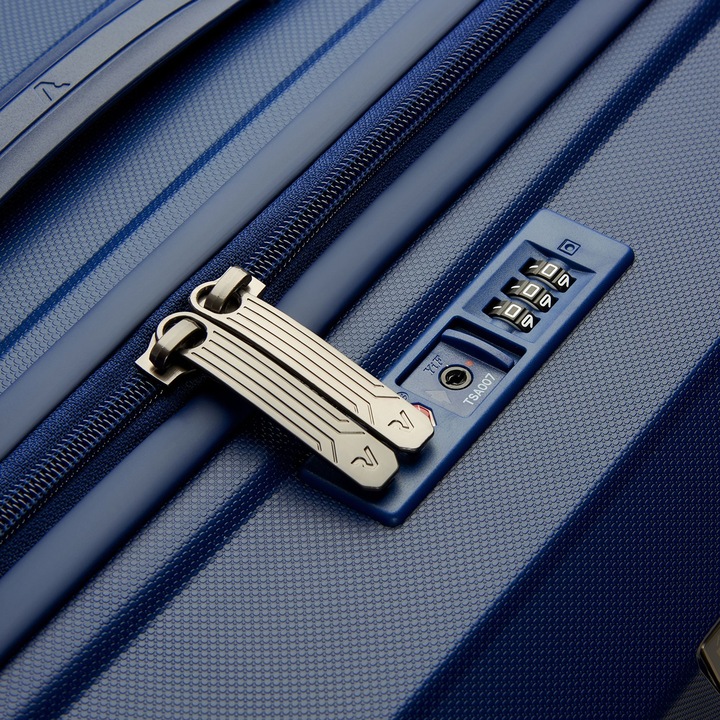 Actual product image Roncato B-Flying 4 wheels trolley 78 cm (116 l, XL (from 140l))