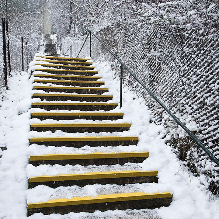 Actual product image Coba Europe COBAGRiP Yellow Stair Nosing 1mx55x55mm