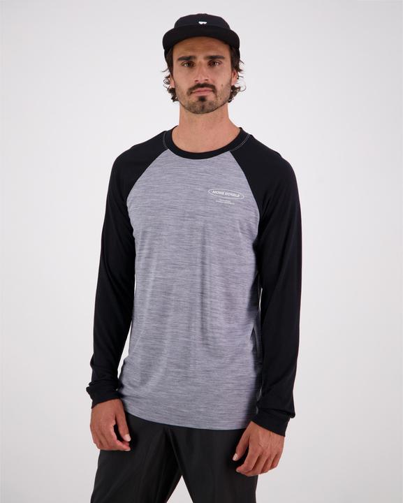 Actual product image Mons Royale Icon Merino Air-Con Raglan (M)