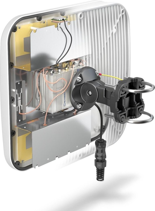 Actual product image Quwireless QuMax for RUTX12