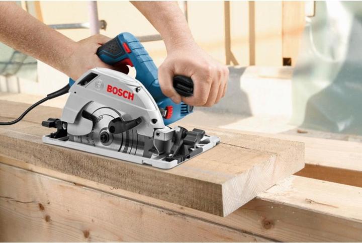 Produktbild Bosch Professional Handkreissäge GKS 55+ GCE + FSN 1400