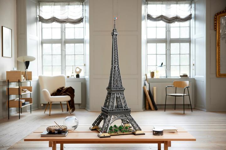 Produktbild LEGO Eiffel Tower (10307, LEGO Icons, LEGO Seltene Sets)