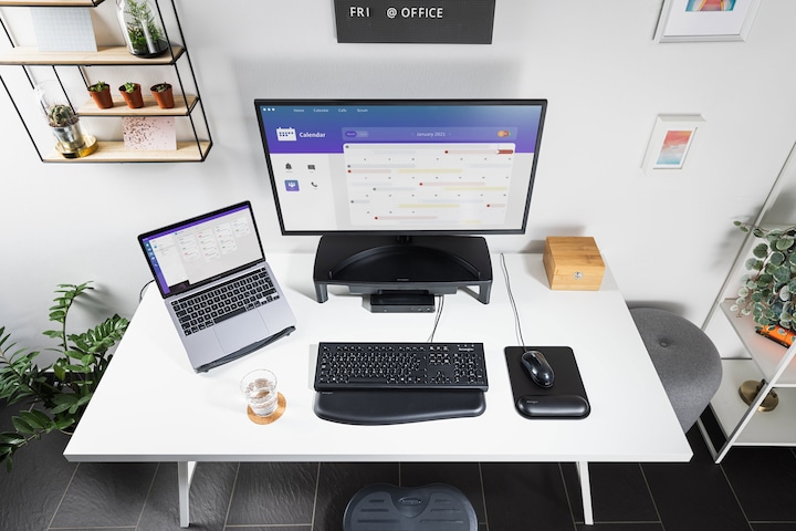 Actual product image Kensington SmartFit Easy Riser laptop stand
