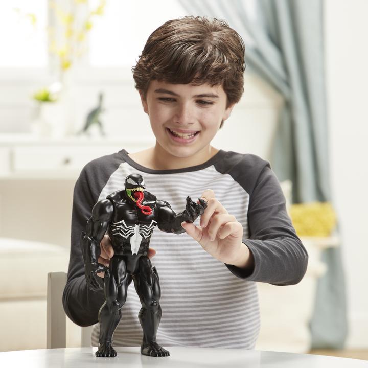 Image du produit Hasbro Titan Hero Venom