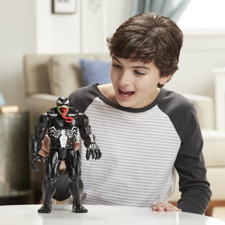 Image du produit Hasbro Titan Hero Venom