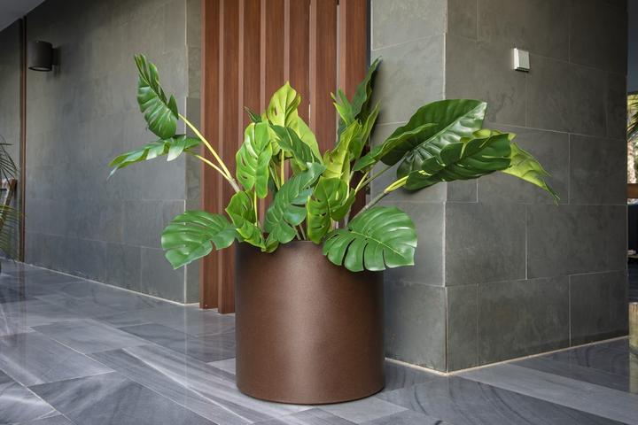 Actual product image Newgarden HORTENSIA 40 flower pot, tub large round ø40x40cm bronze 40L with water reservoir outdoor (40 x 40 cm)