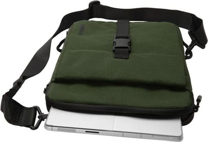 Produktbild Incase Transfer Sleeve for MacBook up to 14" - Highland Green (13")