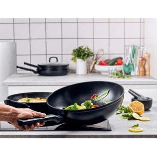 Thumbnail - BK Easy Induction Ceramic Wok - 30 cm - PFAS-vrij, Pfanne + Kochtopf