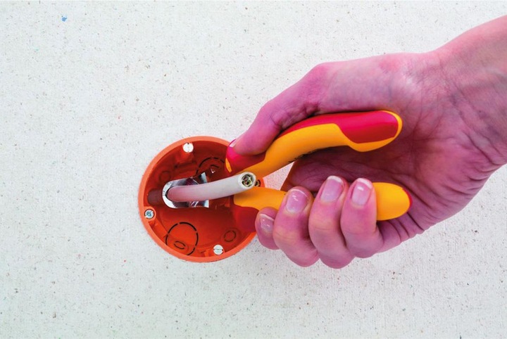 Actual product image Wiha Installation pliers (170 mm)