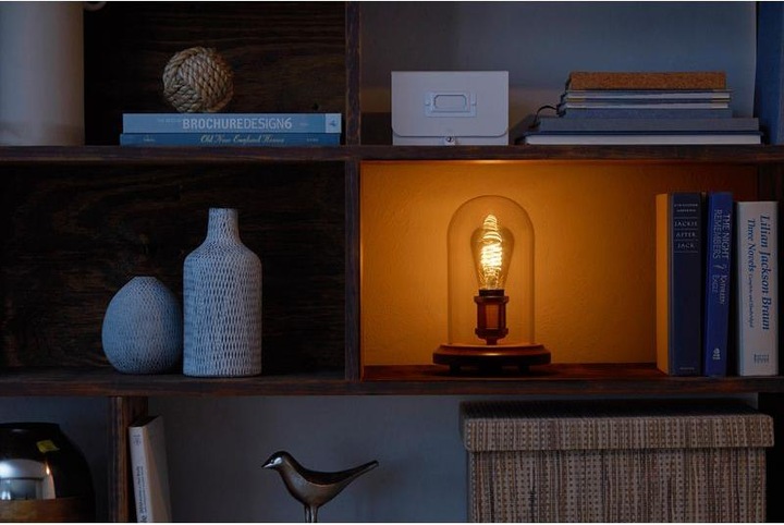 Image du produit Philips Hue White BT (E27, 7 W, 550 lm, 1 x, G)