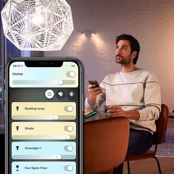 Actual product image Philips Hue White Ambiance BT (E14, 5.20 W, 470 lm, 2 x, G)