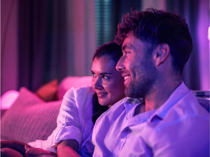 Image du produit Philips Hue Play Gradient Lightstrip 65" (en anglais) (RGBW, 254 cm, Intérieur)