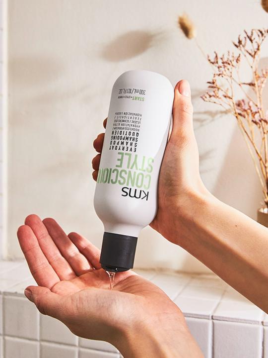 Actual product image KMS California Consciousstyle - Everyday Shampoo (750 ml, Liquid shampoo)