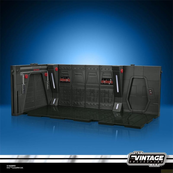 Actual product image Hasbro Star Wars: The Mandalorian Vintage Collection Moff Gideon's Imperial Light Cruiser Hallway with