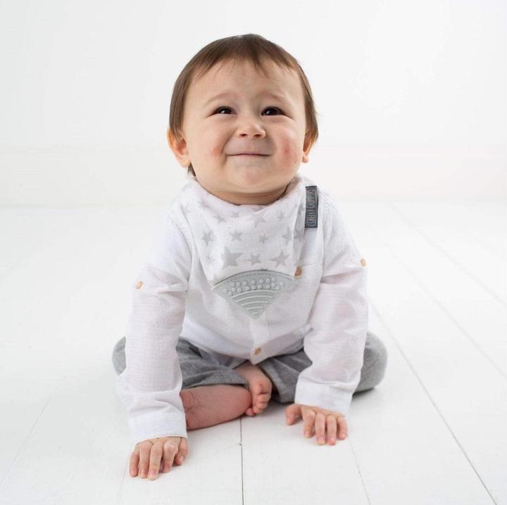 Actual product image Cheeky Chompers Neckerchew Silver Star (2 Months)