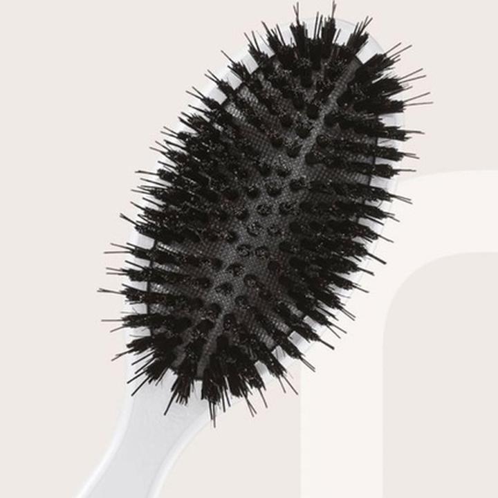 Actual product image Balmain Wax Extensions Brush (White, 23 cm)