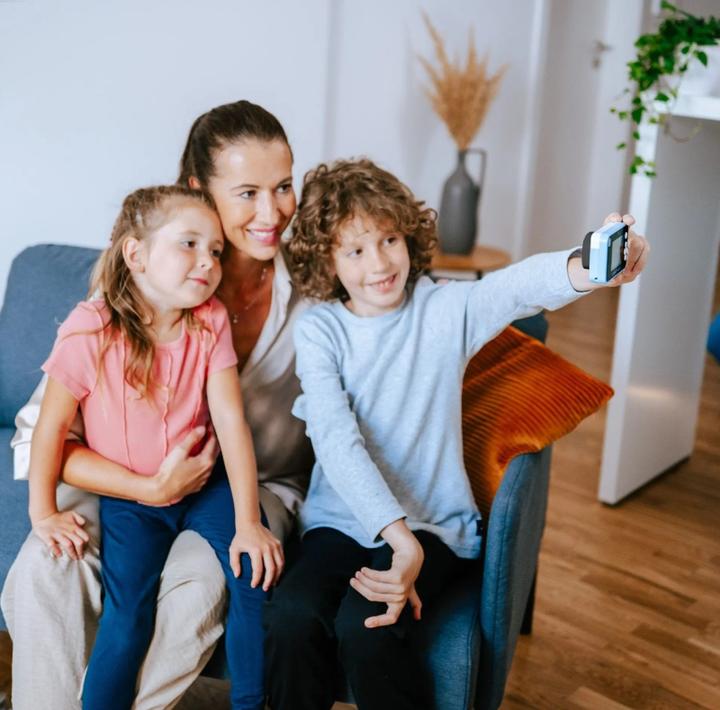 Produktbild Lamax PixelKid1 Blau (Bluetooth, WLAN)