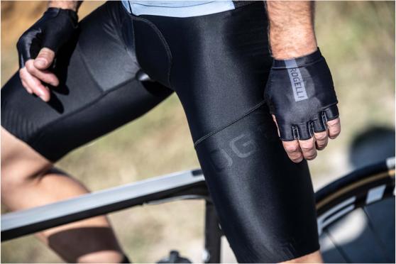 Produktbild MGA Handschuhe Tempo Black S 006.380.S (S)