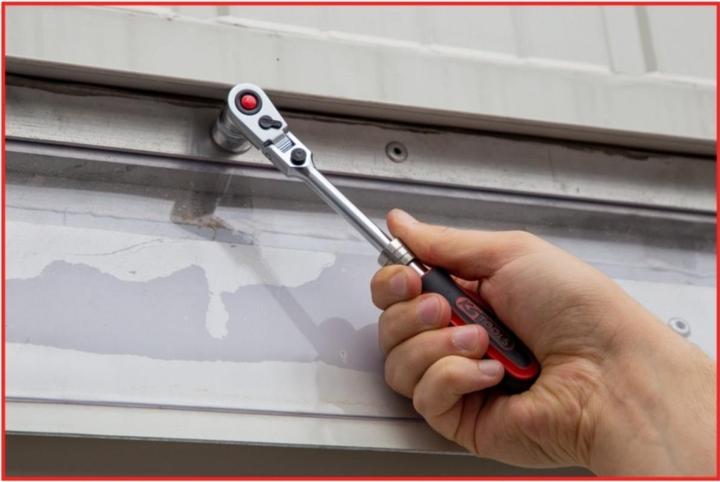 Actual product image KS Tools 1/4" SlimPOWER telescopic joint reversible ratchet (1/4")