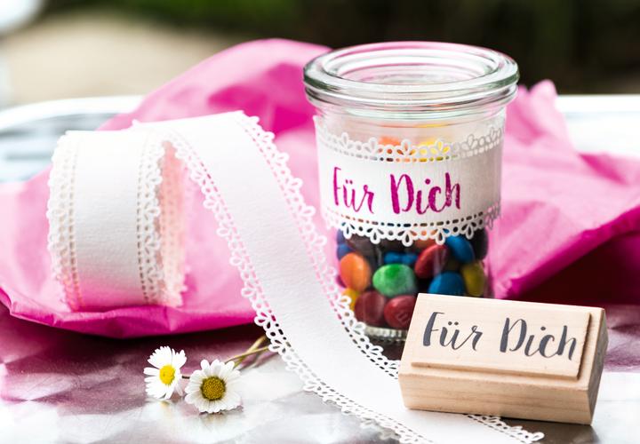 Produktbild Heyda Papier Spitzenbordüre, 3,5 x 200 cm, selbstklebend (35 mm)