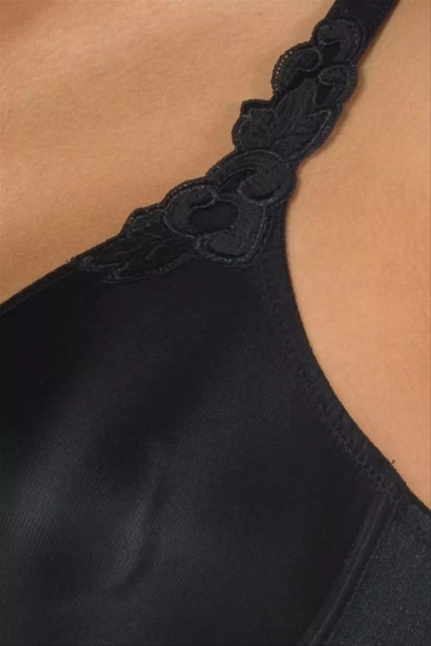 Actual product image Chantelle Shell bra "Hedona (85 F, Single pack)