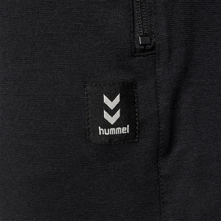 Actual product image hummel hmlMT INTERVAL SHORTS (XL)
