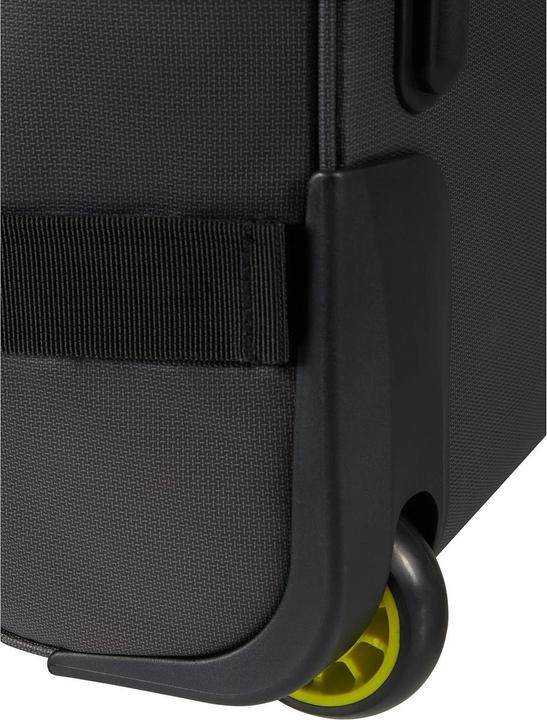 Actual product image American Crew Urban Track Duffle/Wh M Coated (84 l)